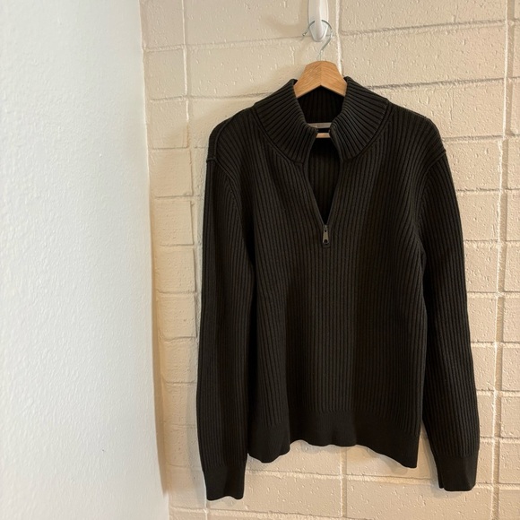 Vince men’s wool 1/4 zip up sweater in green - Picture 2 of 6